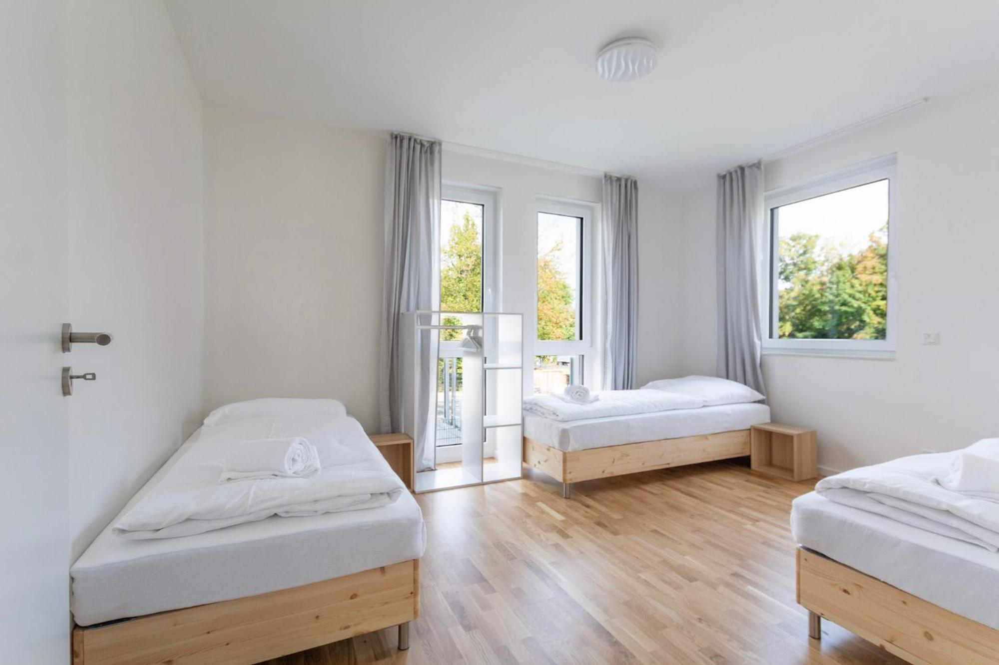 T&k - Bergisch Gladbach - 7 Comfortable - 20 Min To Fair Messe Apartment Köln