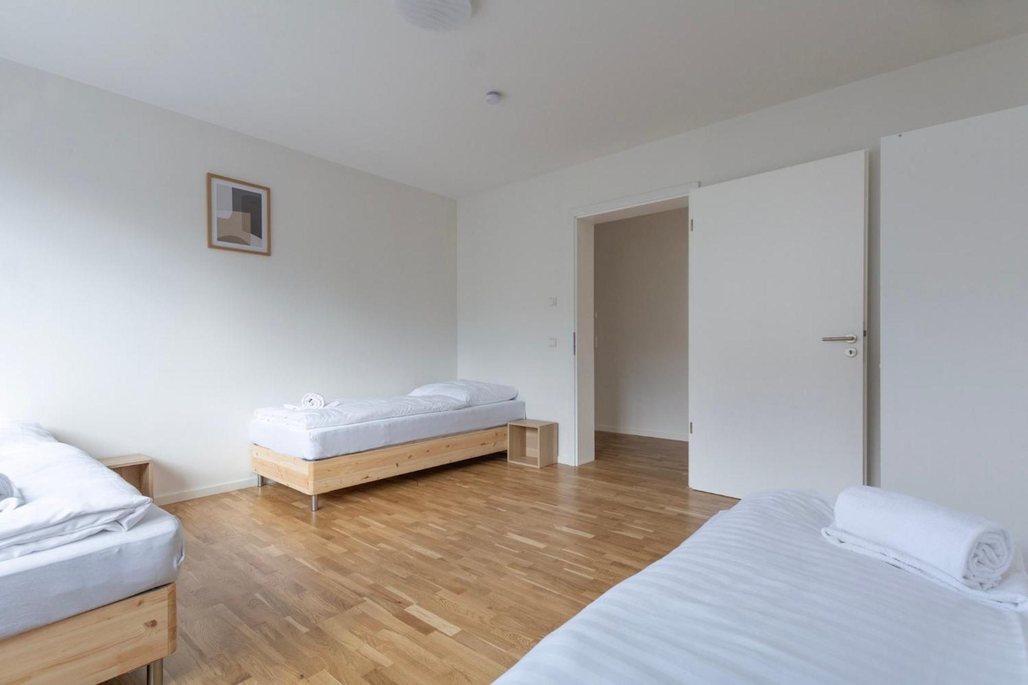 Апартаменты T&k - Bergisch Gladbach - 7 Comfortable - 20 Min To Fair Messe *