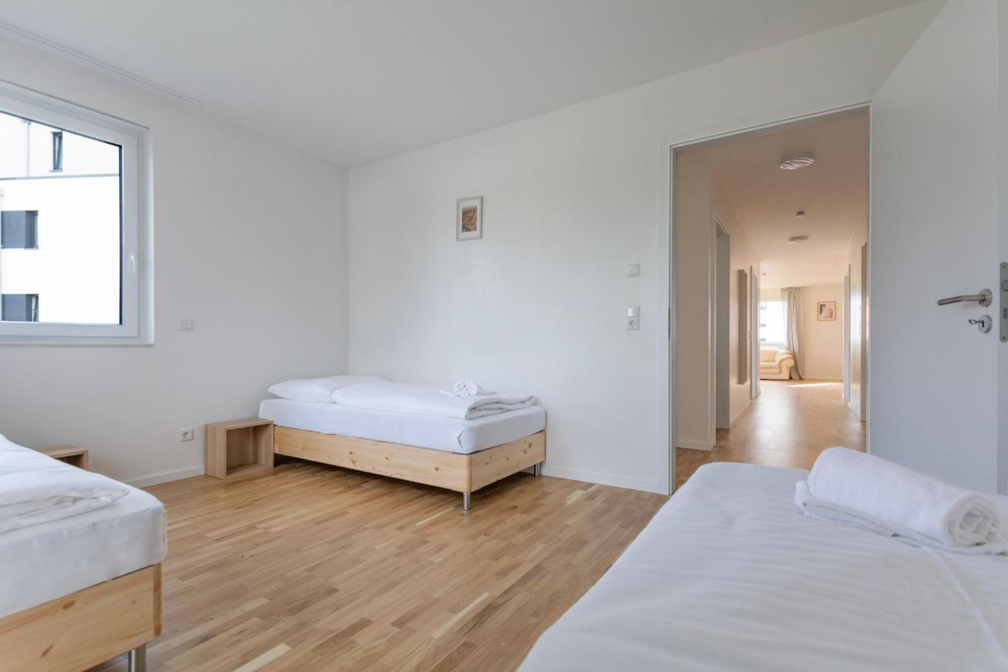 Апартаменты T&k - Bergisch Gladbach - 7 Comfortable - 20 Min To Fair Messe